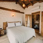 Hotel Suare Adults Only