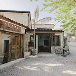 Hotel Suare Adults Only