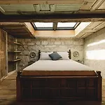 Suare Adults Only Hotel
