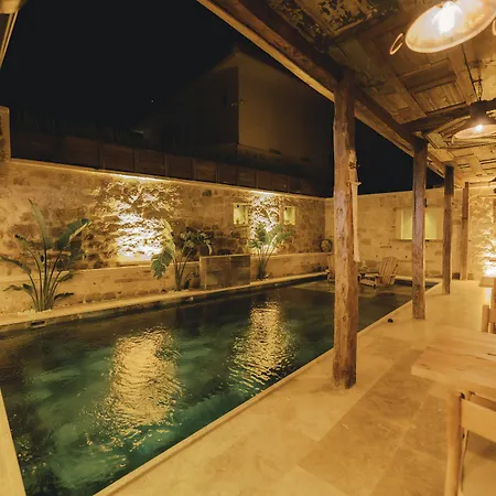 Suare Adults Only Hotel